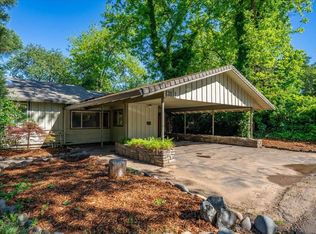 3011 Birch Way, Redding, CA 96002
