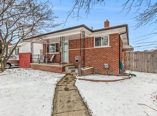 8404 Prospect Ave, Warren, MI 48089