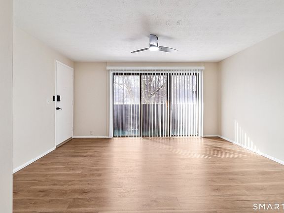 4th image of 172 Towne House Road #172