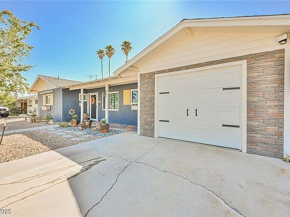 5th image of 908 Bonita Ave