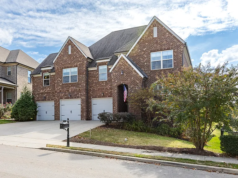 2033 Callaway Park Pl — Photo 3