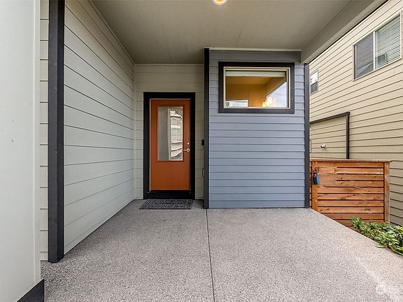 4th image of 8294 31st Street Ct E