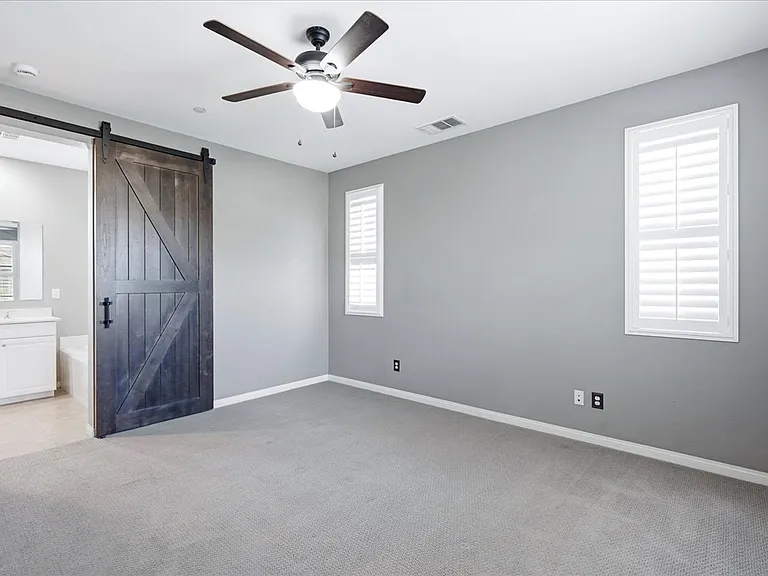 35 Lomada St — Photo 23