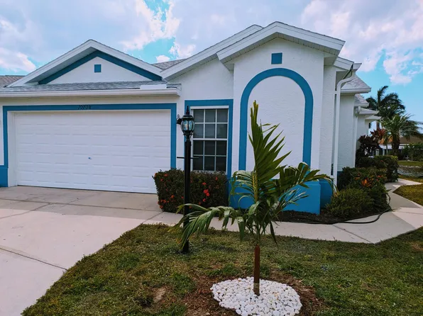 10708 Tropical Moon Ct, Estero, FL 33928