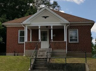 811 W Martin St, Martinsburg, WV 25401
