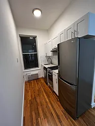 Rented by Salon Realty Corp