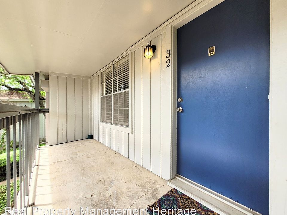 1st image of 2250 Bering Dr APT 32