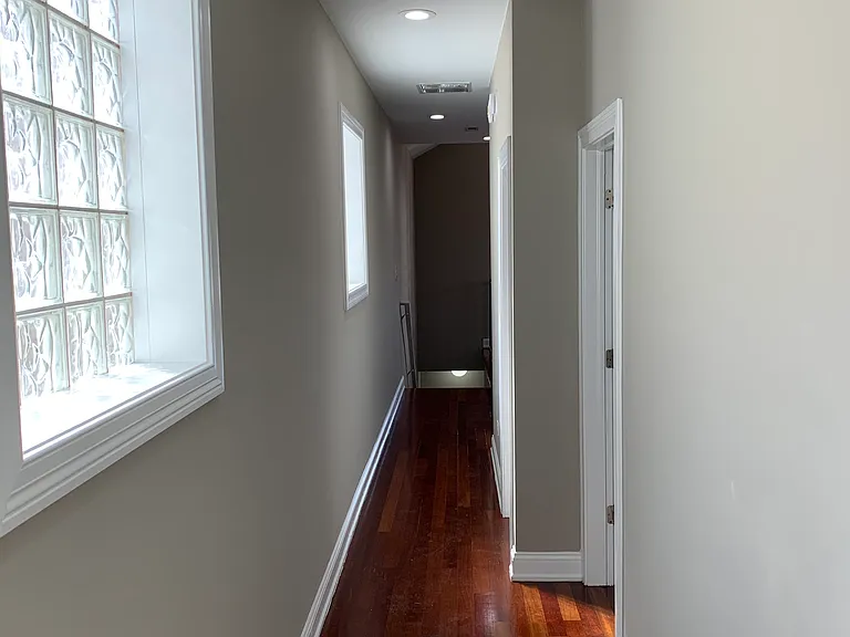 4644 W 63rd St #3 — Photo 5