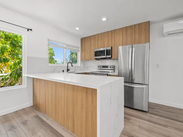4417 McClintock St APT 7, San Diego, CA 92116