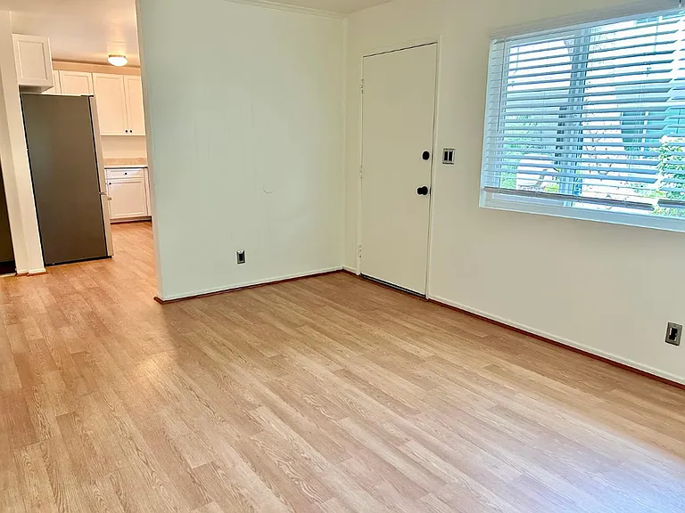 1109-1119 San Pascual Street — Photo 23