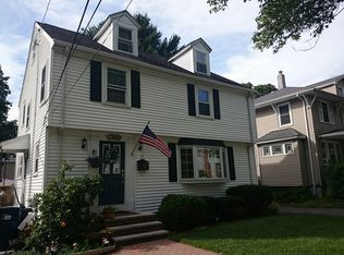 59 Hollywood Rd, West Roxbury, MA 02132