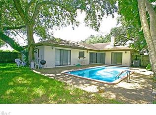 4102 N 49th Ave, Hollywood, FL 33021