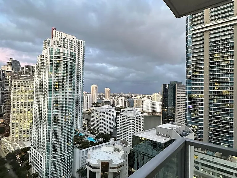 1060 E Brickell Ave #3001 — Photo 37