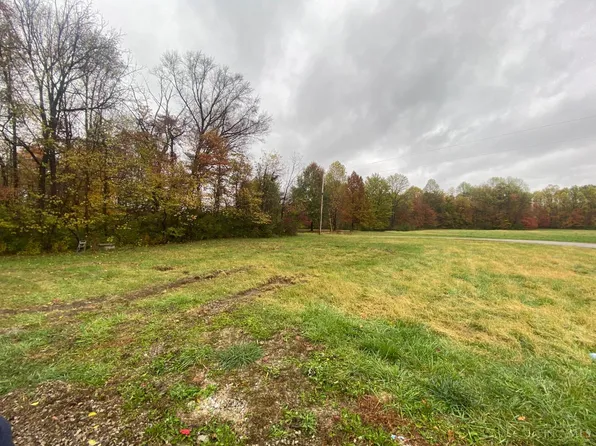 9208 Davison Rd, Laurel, IN 47024