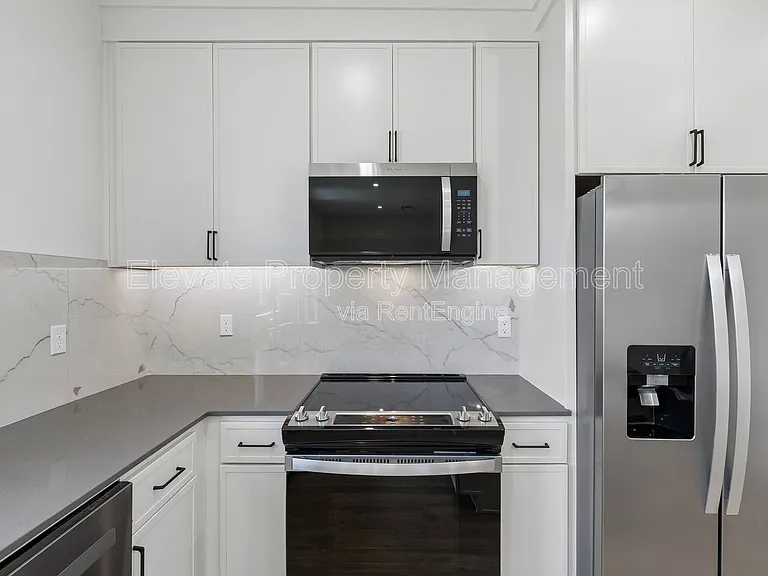 Hudson Place — Photo 11