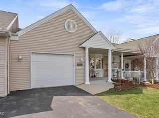 1092 Fountain View Circle, Holland, MI 49423