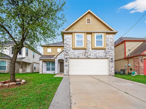 16763 N Gull Dr, Conroe, TX 77385