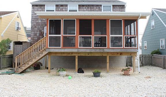 2nd image of 415 Liberty Ave