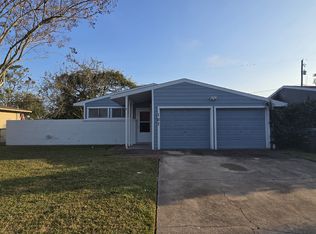 107 Tarpon Ave, Galveston, TX 77550