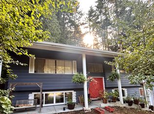 19332 Locust Way #B, Lynnwood, WA 98036