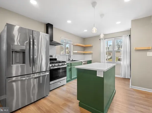 205 W Rodgers St, Ridley Park, PA 19078