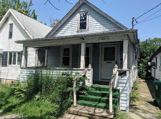 1128 Centre Ave, Niagara Falls, NY 14305