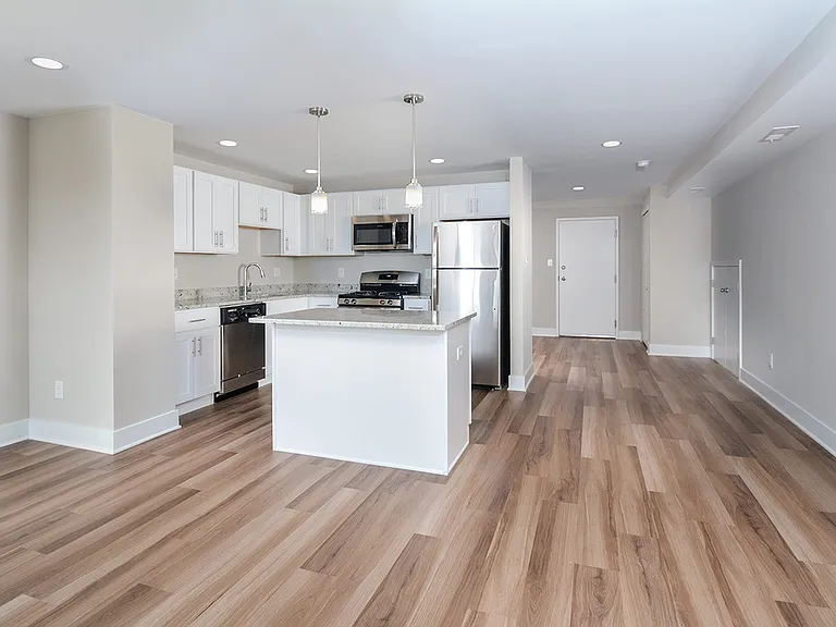 Penthouse Unit 1509