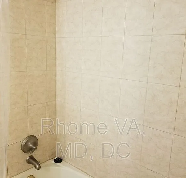 922 24th St NW #509 — Photo 10
