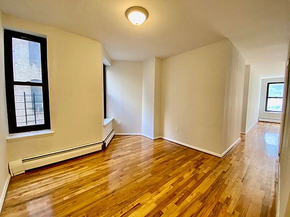 2nd image of 142 Saint Pauls Pl APT 1F
