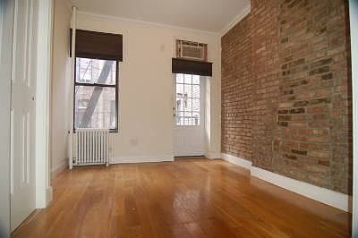 2nd image of 495 2nd Ave