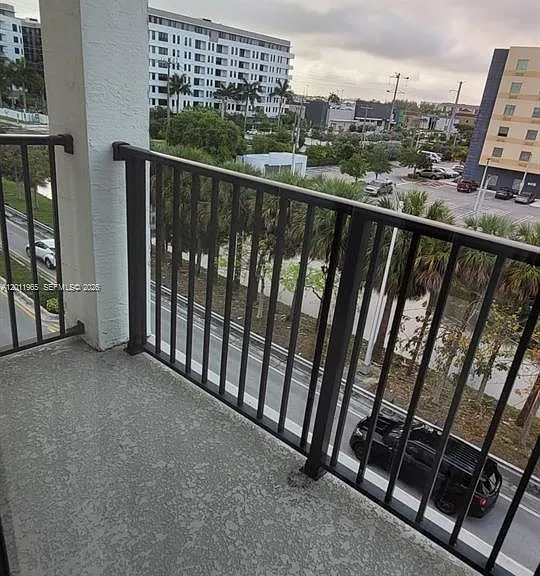 8001 NW 41st St #F-405 — Photo 7