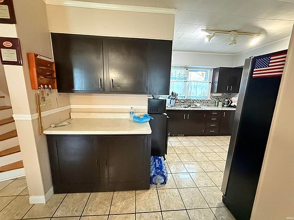 4th image of 514 W Linden Ave
