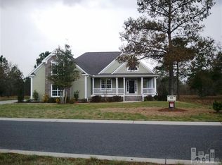 9528 Fallen Pear Ln, Leland, NC 28451