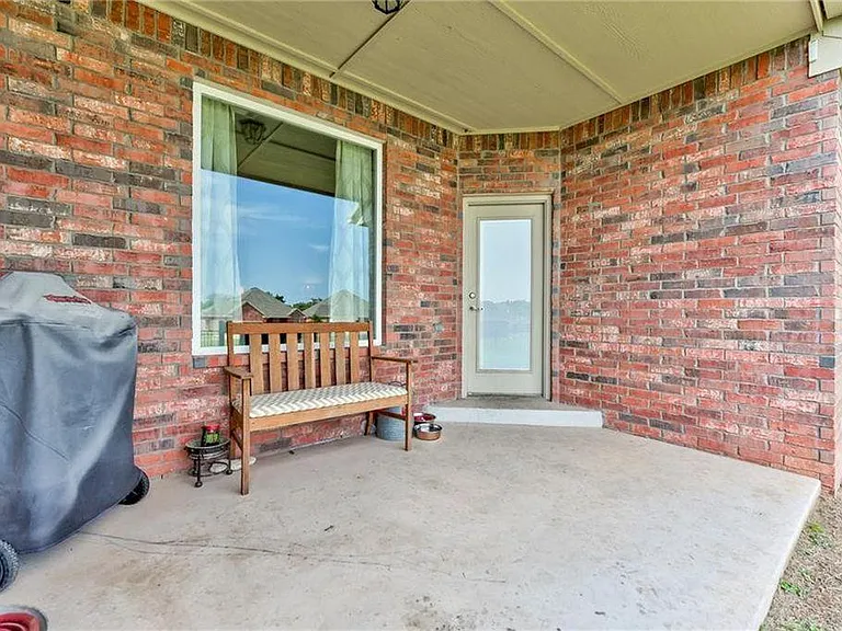 625 Placid Dr — Photo 24