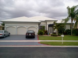 6548 Rock Creek Dr, Lake Worth, FL 33467