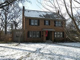 2nd image of 2255 Tremont Rd
