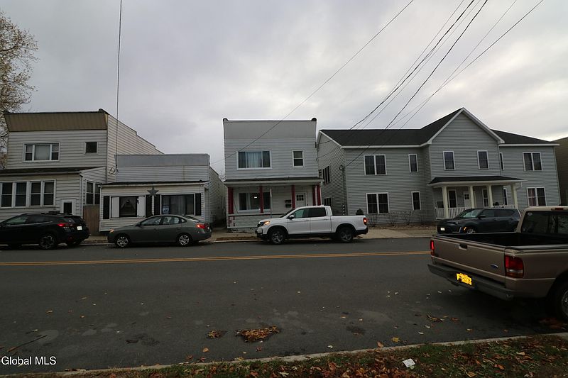 4th image of 150 Bridge Avenue