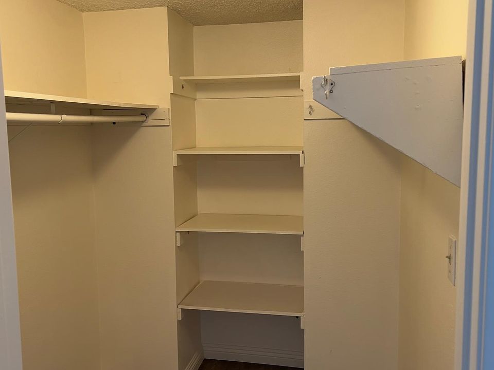 1st image of 22040 Gault St Unit 32