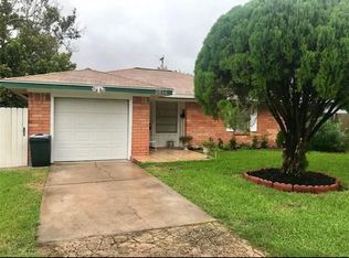 2614 7th Ave N, Texas City, TX 77590