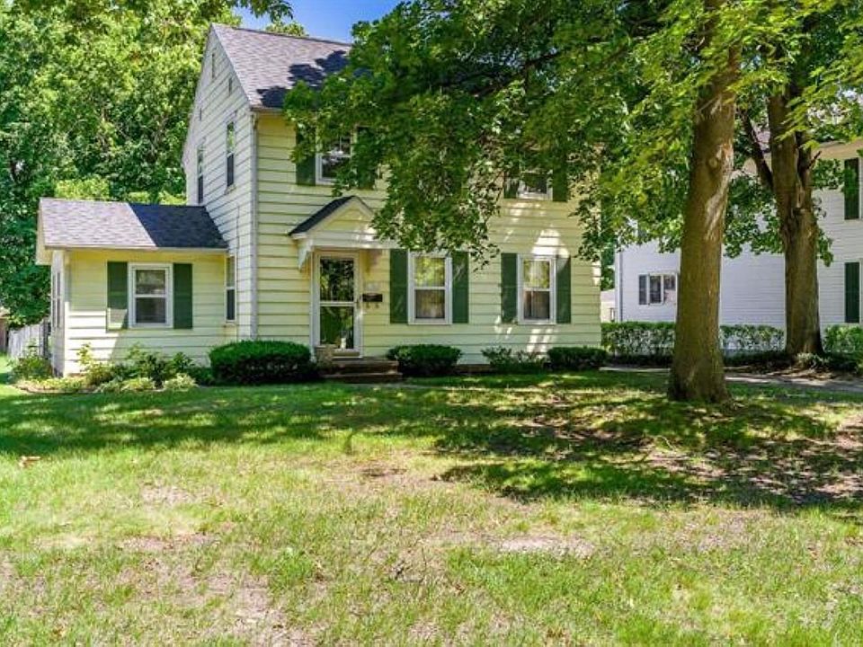 1st image of 845 Sherwood Dr NW