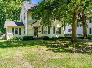 845 Sherwood Dr NW, Beloit, WI 53511