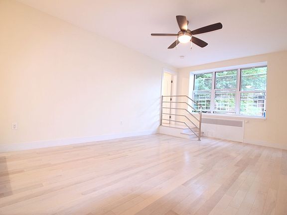 3rd image of 1745 E 18th St APT 1C