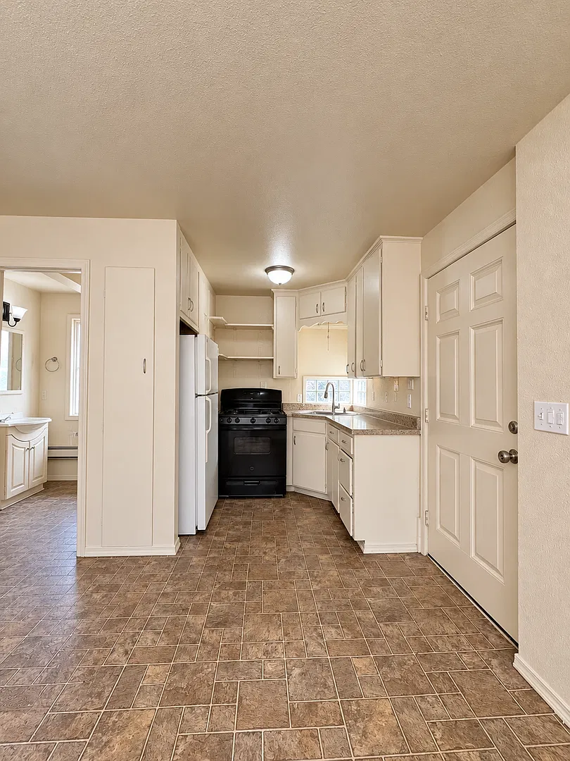 Urbas Puyallup - AT — Photo 3