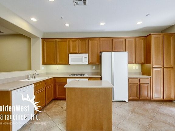4th image of 7725 Via Montebello Unit 2