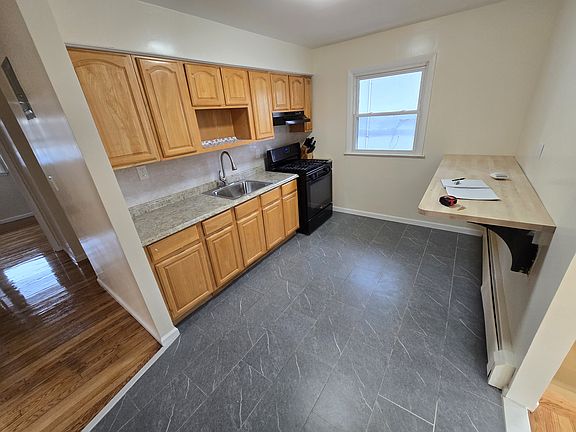 Kitchen (Refrigerator not in yet)