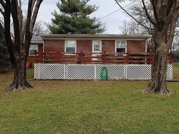 3rd image of 2932 Argyle Dr