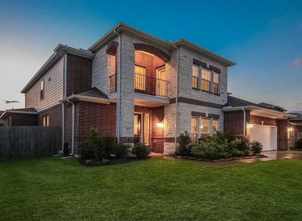 1st image of 313 Stockport Dr