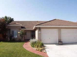 2151 Raleigh Cir, Hollister, CA 95023