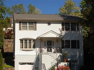 84 Valley Rd, White Plains, NY 10604