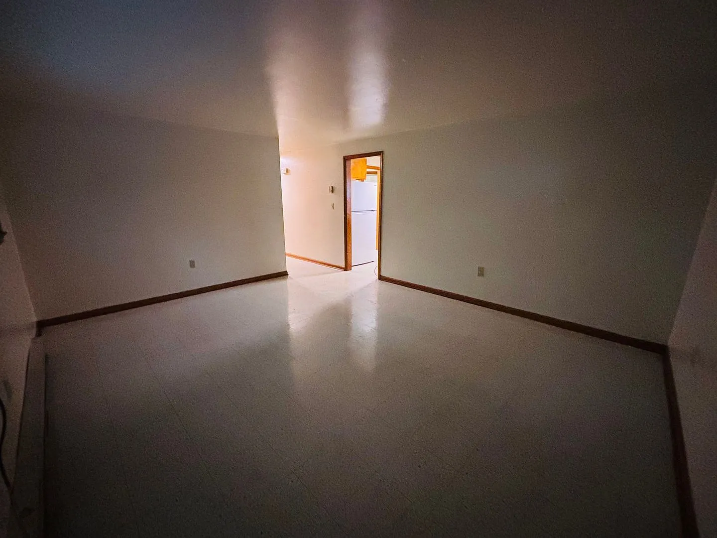 2 Bedroom, 1 Bath Apartments — Photo 4